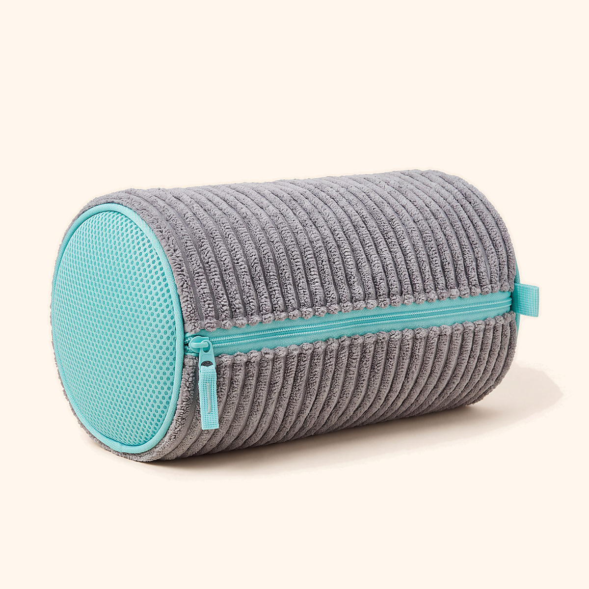 Grey chenille shoe bag with aqua mesh ends and an aqua zip pull